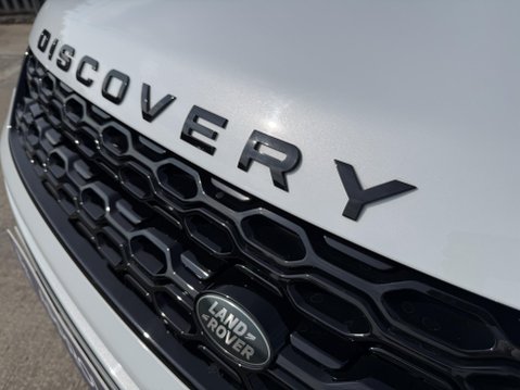 Land Rover Discovery Sport 1.5 P300e 12.2kWh R-Dynamic SE SUV 5dr Petrol Plug-in Hybrid Auto 4WD Euro 53