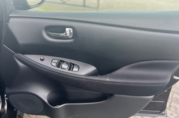 Nissan LEAF ACENTA AUTOMATIC 19