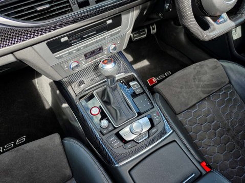 Audi RS6 4.0 RS 6 Performance TFSI Quattro Auto 4WD 5dr 20
