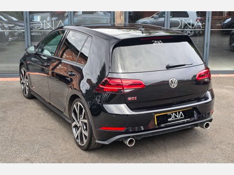Volkswagen Golf 2.0 Golf GTi Performance TSi Semi-Auto 5dr 15