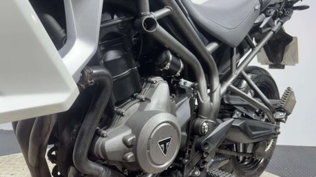 Triumph Tiger XRT 2019 ONLY 9K SERVICE HISTORY MOT VERY CLEAN 800CC 34