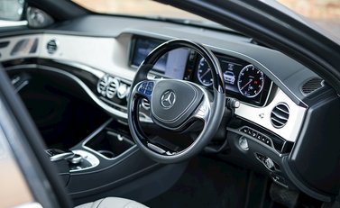 Mercedes-Benz M Class S600 22