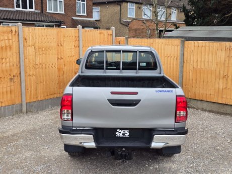 Toyota Hilux 2.4 D-4D Active Pickup Double Cab 4dr Diesel Manual 4WD Euro 6 (3.5t) (150 21