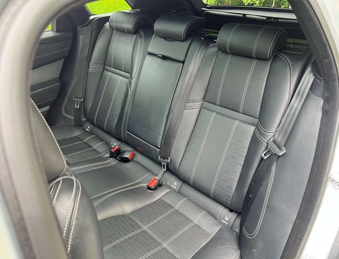 Land Rover Range Rover Velar 3.0 Range Rover Velar R-Dynamic HSE D300 Auto 4WD 5dr 43