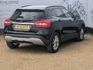 Mercedes-Benz GLA GLA200 SE 9