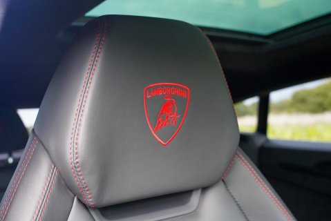 Lamborghini Urus Full Urban 15