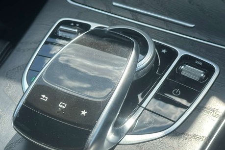 Mercedes-Benz GLC 2.1 GLC220d AMG Line SUV 5dr Diesel G-Tronic 4MATIC Euro 6 (s/s) (170 ps) 45