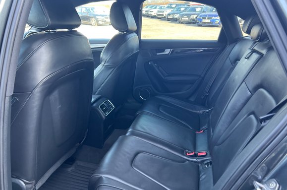 Audi A4 3.0 TDI QUATTRO BLACK EDITION AUTO 33