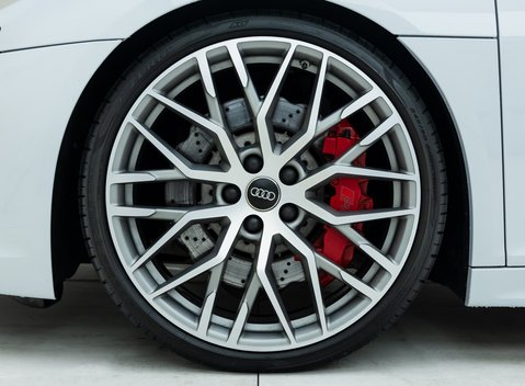 Audi R8 V10 Spyder 25