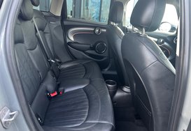 Mini Hatch COOPER EXCLUSIVE 5 DOOR AUTOMATIC 26