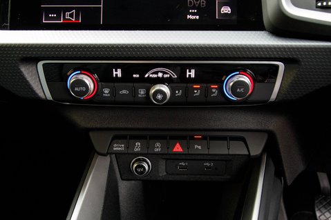 Audi A1 SPORTBACK TFSI SPORT 36