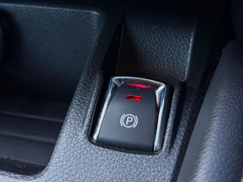 Nissan Qashqai 1.2 DIG-T n-tec 2WD Euro 6 (s/s) 5dr 76