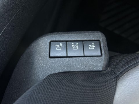 Citroen C4 Picasso 1.6 e-HDi Airdream Exclusive+ Euro 5 (s/s) 5dr 16