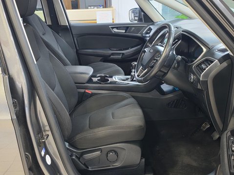 Ford S-Max 2.0 TDCi Titanium Euro 6 (s/s) 5dr 10
