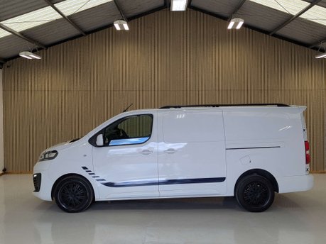 Vauxhall Vivaro 1.5 Vivaro 2900 Sportive S/S 17