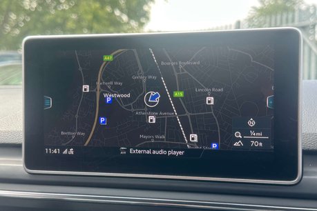 Audi A4 3.0 TDI V6 S line Estate 5dr Diesel Tiptronic quattro Euro 6 (s/s) (272 ps) 47