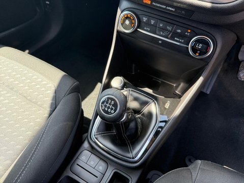 Ford Fiesta 1.0T EcoBoost Titanium Euro 6 (s/s) 3dr 20