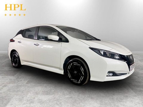 Nissan LEAF 39kWh Acenta Hatchback 5dr Electric Auto (150 ps) Air Con - Bluetooth 1
