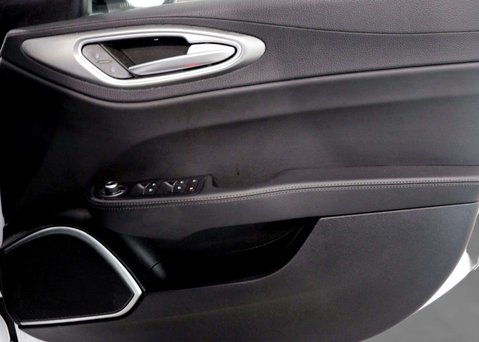 Alfa Romeo Giulia 2.0 Giulia Sprint TB Auto 4dr 38