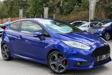 Ford Fiesta ST-2 - 8 SERVICES -NEW MOT -HEATED SEATS -KEYLESS -JUST SERVICED