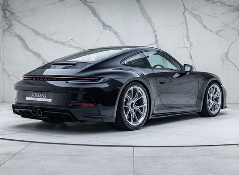 Porsche 911 GT3 TOURING (992) 6