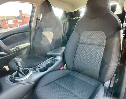 Nissan Juke 1.0 Juke Acenta Premium DiG-T 5dr 56