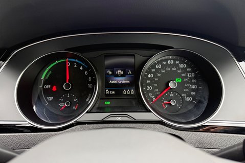 Volkswagen Passat GTE DSG - VAT Q - 1 OWNER - PLUG IN HYBRID - 3 IN STOCK 43