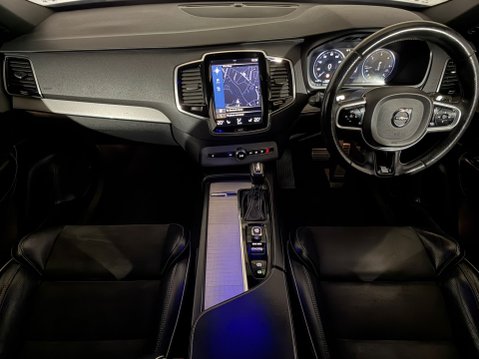 Volvo XC90 D5 POWERPULSE R-DESIGN PRO AWD 11