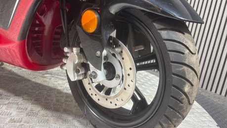 Lexmoto Titan 125 2021 ONLY 6K PROJECT SCOOTER SPARES OR REPAIR 125CC 11