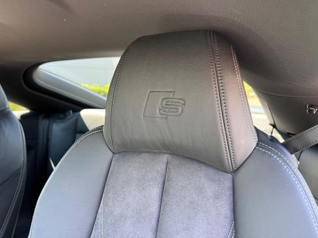 Audi TT 1.8 TFSI Black Edition Euro 6 (s/s) 3dr 68