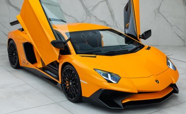 Lamborghini Aventador SV LP 750-4 12