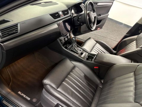 Skoda Superb 2.0 Superb SE L Executive TDI Semi-Auto 5dr 48