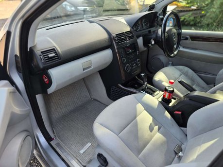 Mercedes-Benz A Class 1.5 A150 Elegance SE Hatchback 5dr Petrol CVT (157 g/km, 95 bhp) 30