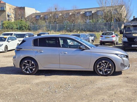 Peugeot 308 1.2 PureTech Allure Premium Hatchback 5dr Petrol EAT Euro 6 (s/s) (130 ps) 14
