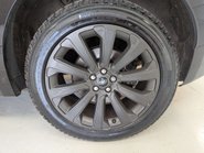 Land Rover Range Rover Velar 3.0 Range Rover Velar R-Dynamic HSE D300 Auto 4WD 5dr 28