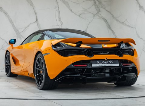 McLaren 720S 12
