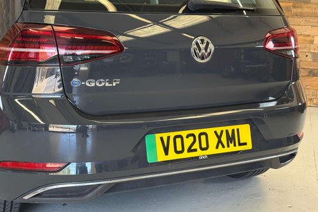 Volkswagen Golf 35.8kWh e-Golf Hatchback 5dr Electric Auto (136 ps) 79