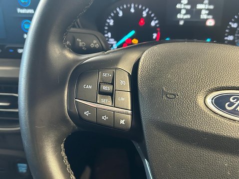 Ford Focus 1.0T EcoBoost MHEV Titanium Euro 6 (s/s) 5dr 29