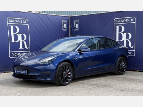 Tesla Model 3 (Dual Motor) Performance Saloon 4dr Electric Auto 4WDE (Performance Upgrade 9