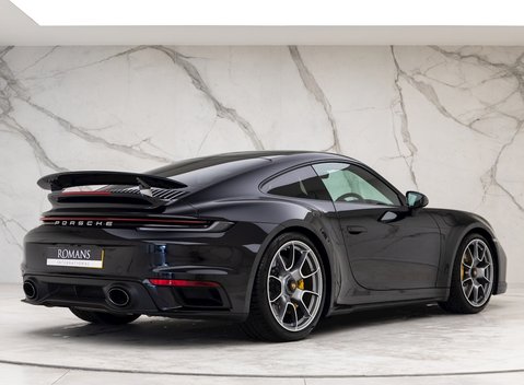 Porsche 911 (992) Turbo S 7