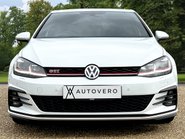 Volkswagen Golf GTI PERFORMANCE TSI DSG 2