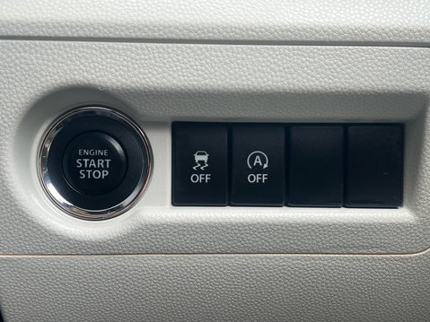 Suzuki Ignis SZ5 DUALJET ALLGRIP SHVS MHEV 36