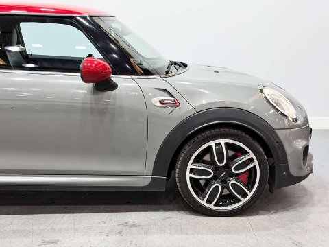 Mini Hatch 2.0 John Cooper Works Hatchback 3dr Petrol Auto Euro 6 (s/s) (231 ps) 16
