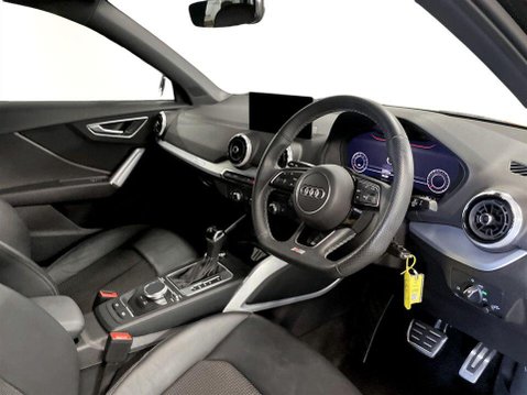 Audi Q2 1.5 TFSI CoD 35 Black Edition SUV 5dr Petrol S Tronic Euro 6 (s/s) (150 ps) 12