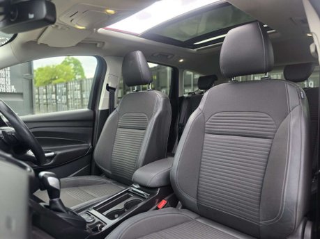 Ford Kuga 2.0 TDCi Titanium SUV 5dr Diesel Powershift AWD Euro 6 (s/s) (180 ps) 39