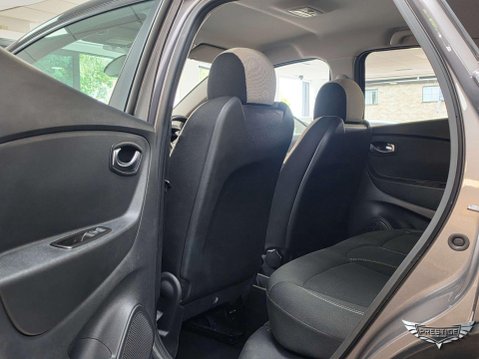 Renault Captur 1.5 dCi ENERGY Iconic EDC Euro 6 (s/s) 5dr 50