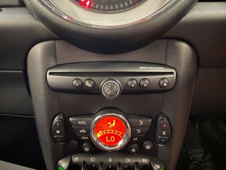 Mini Hatch 1.6 Cooper D London 2012 Euro 5 (s/s) 3dr 16
