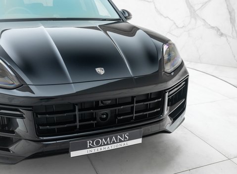 Porsche Cayenne TURBO E-HYBRID 35