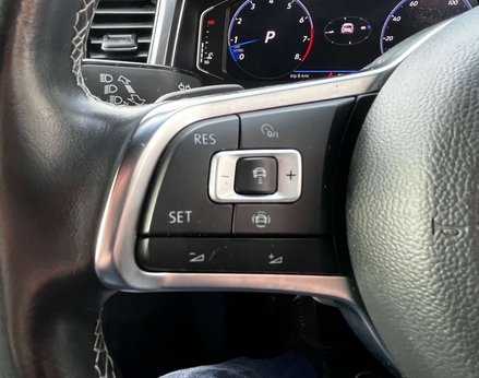 Volkswagen T-Roc 1.5 T-Roc R-Line TSi Evo Semi-Auto 5dr 59