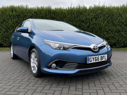 Toyota Auris 1.2 VVT-i Business Edition Hatchback 5dr Petrol Manual Euro 6 (s/s) (116 ps